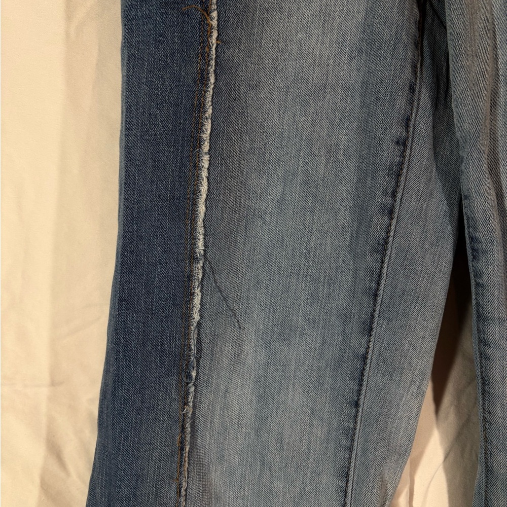 Rue21 Two-Tone Blue Flare Jeans - Picture 3 of 6